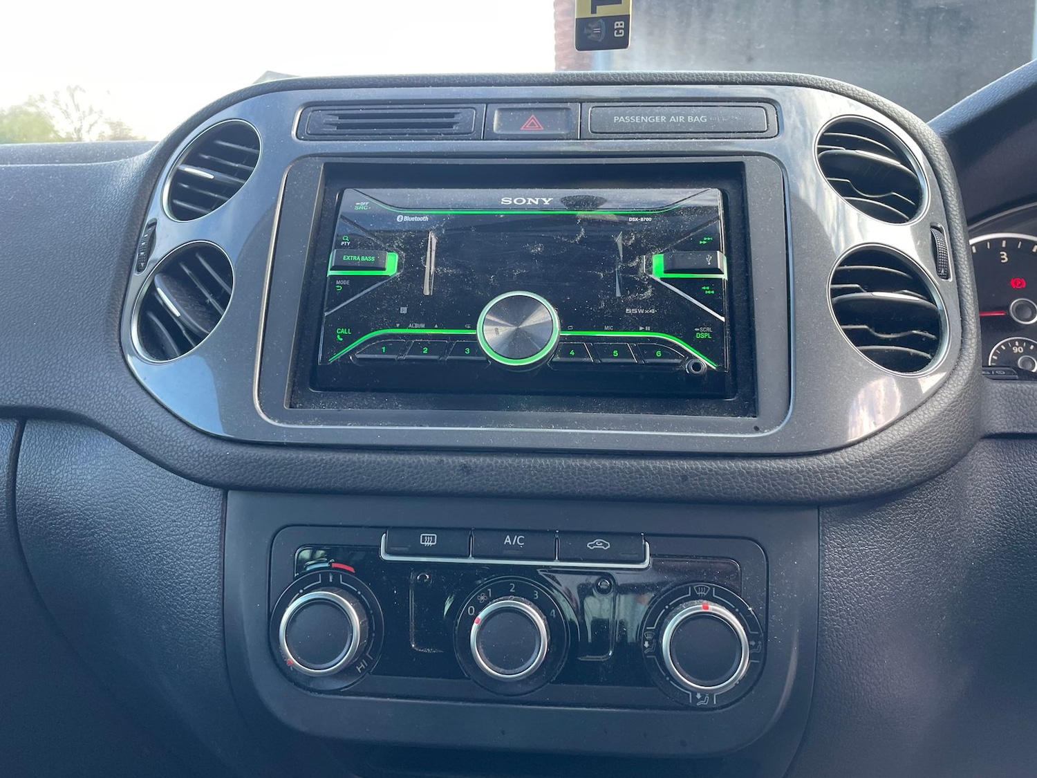 Used Volkswagen Tiguan 2012 for sale - 78149987: Photo 17