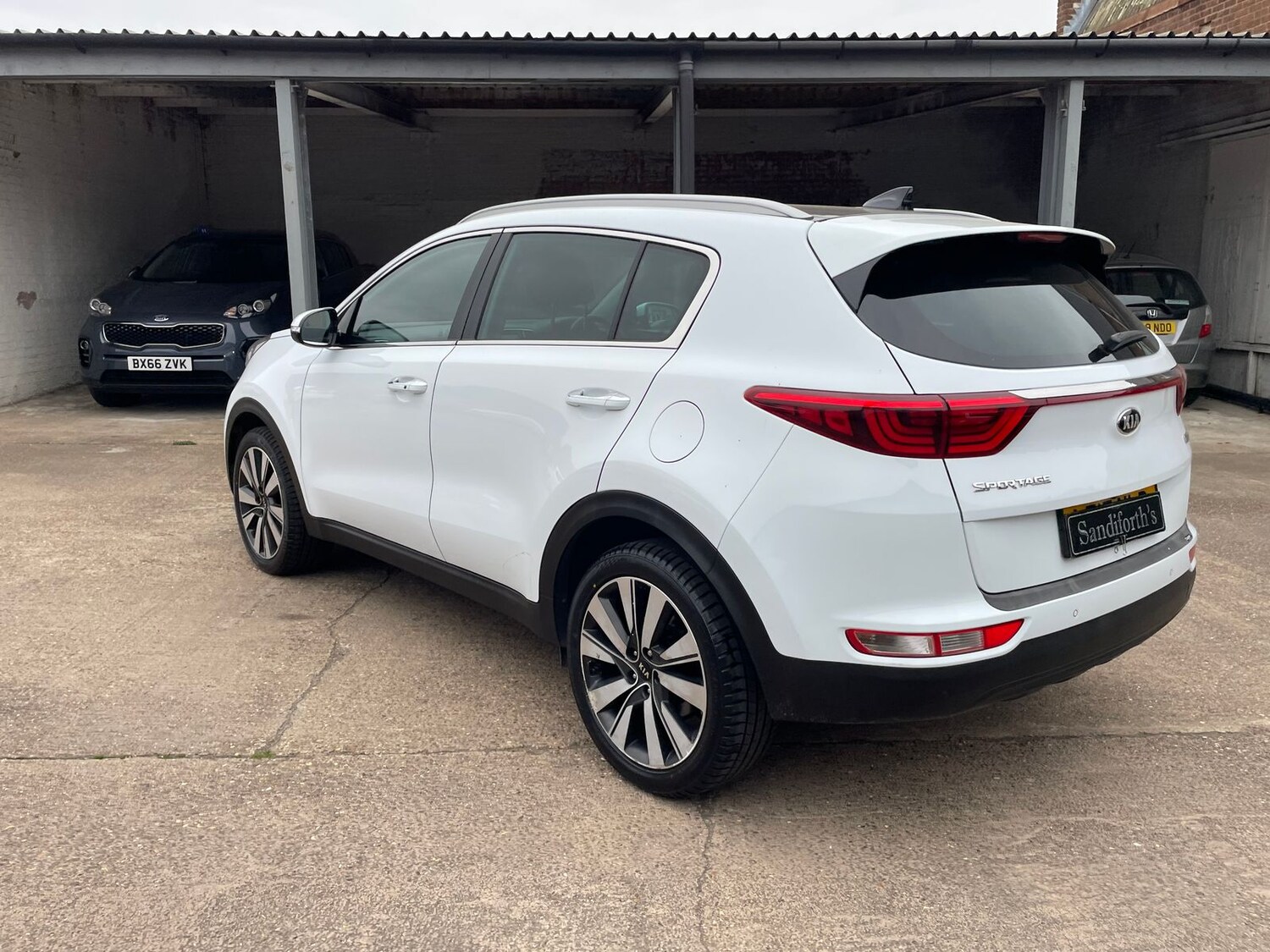 Used Kia Sportage 2017 for sale - 76310070: Photo 63