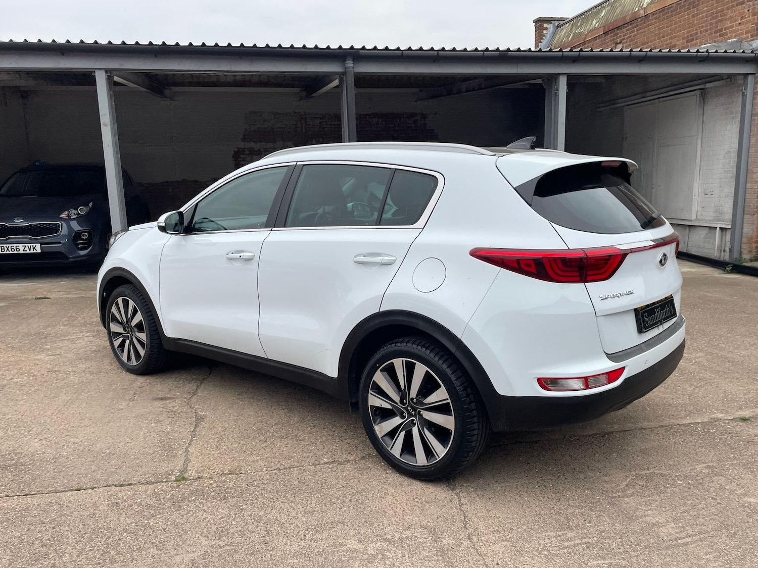 Used Kia Sportage 2017 for sale - 76310070: Photo 64