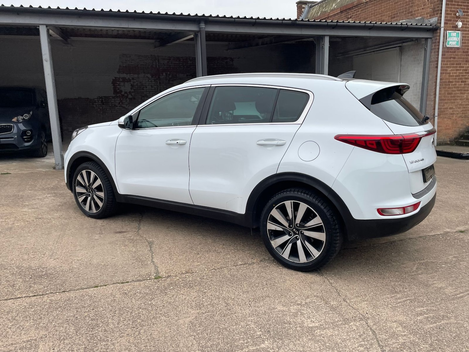 Used Kia Sportage 2017 for sale - 76310070: Photo 65