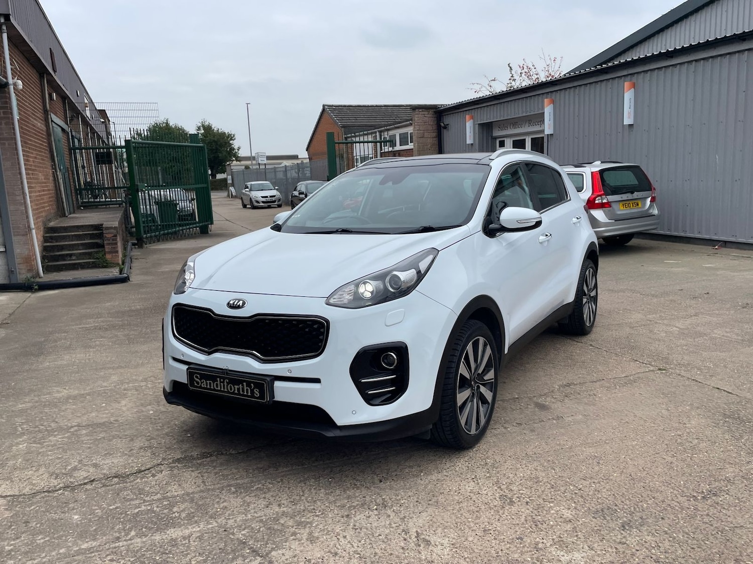 Used Kia Sportage 2017 for sale - 76310070: Photo 77