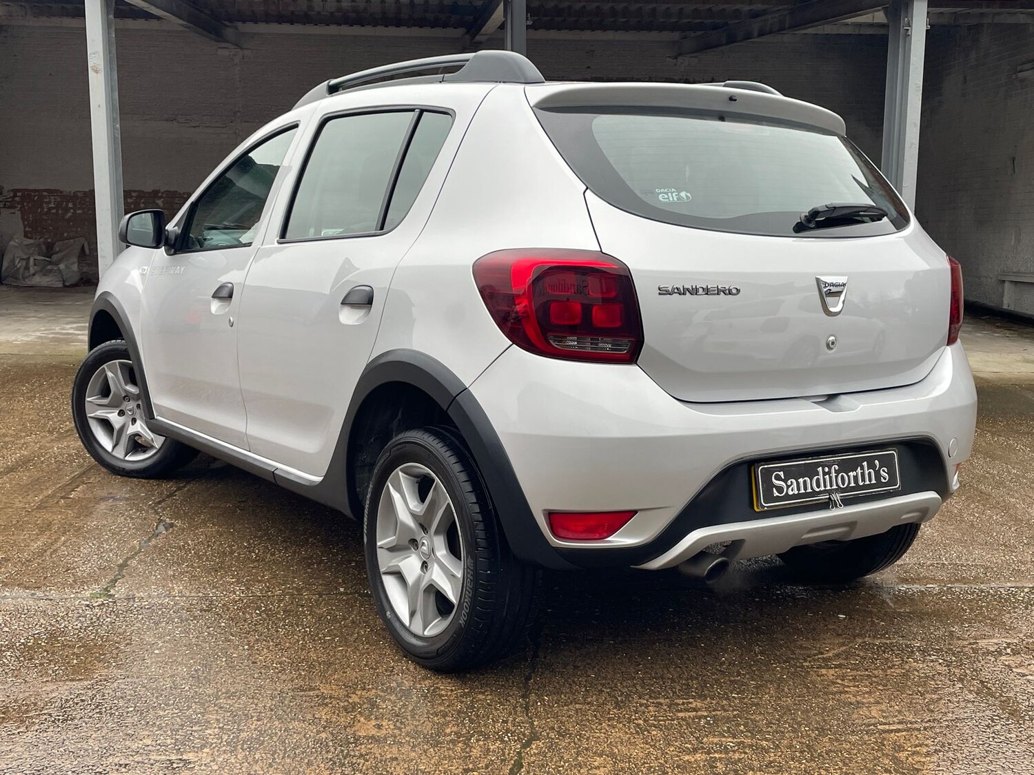 Used Dacia Sandero Stepway 2017 for sale - 77539968: Photo 16