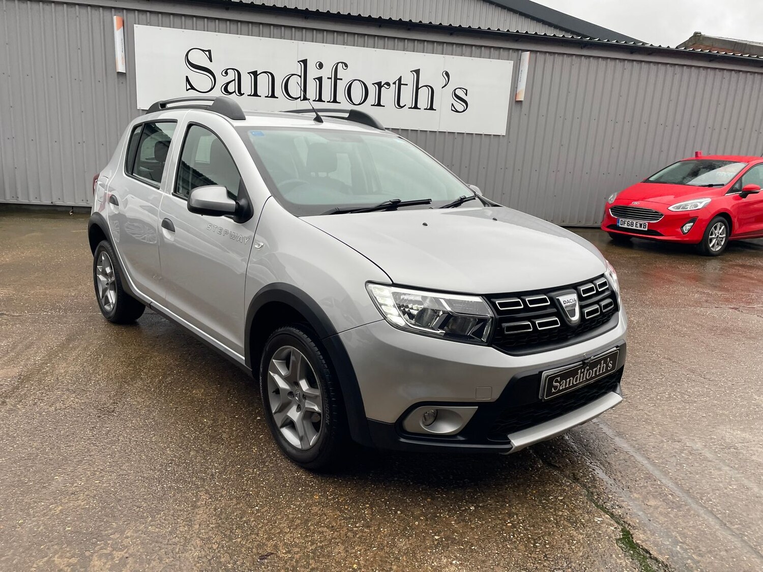 Used Dacia Sandero Stepway 2017 for sale - 77539968: Photo 32