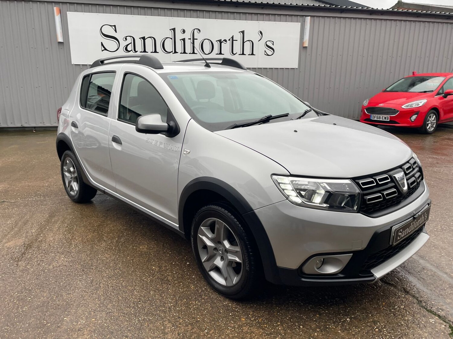 Used Dacia Sandero Stepway 2017 for sale - 77539968: Photo 33