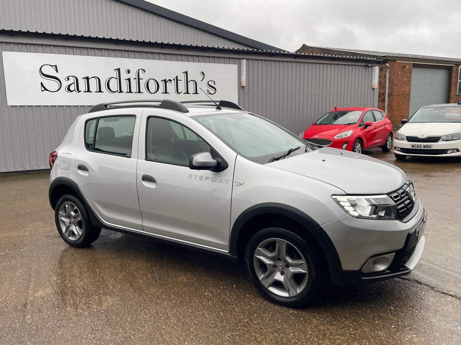 Used Dacia Sandero Stepway 2017 for sale - 77539968: Photo 35