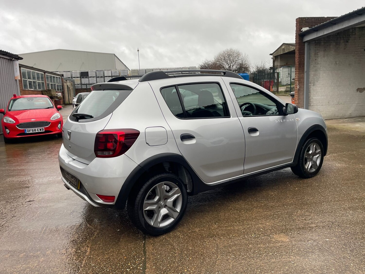 Used Dacia Sandero Stepway 2017 for sale - 77539968: Photo 39
