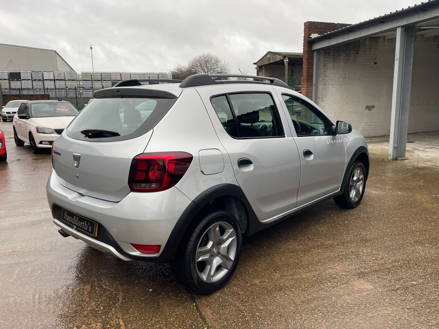Used Dacia Sandero Stepway 2017 for sale - 77539968: Photo 40