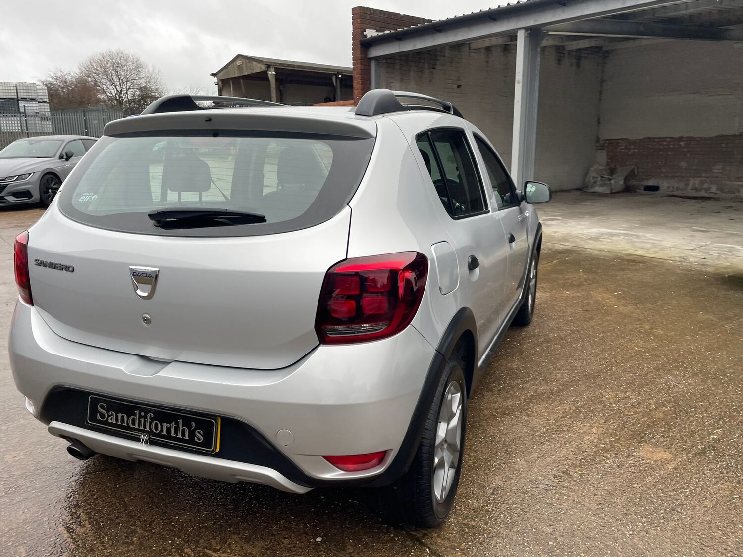 Used Dacia Sandero Stepway 2017 for sale - 77539968: Photo 42