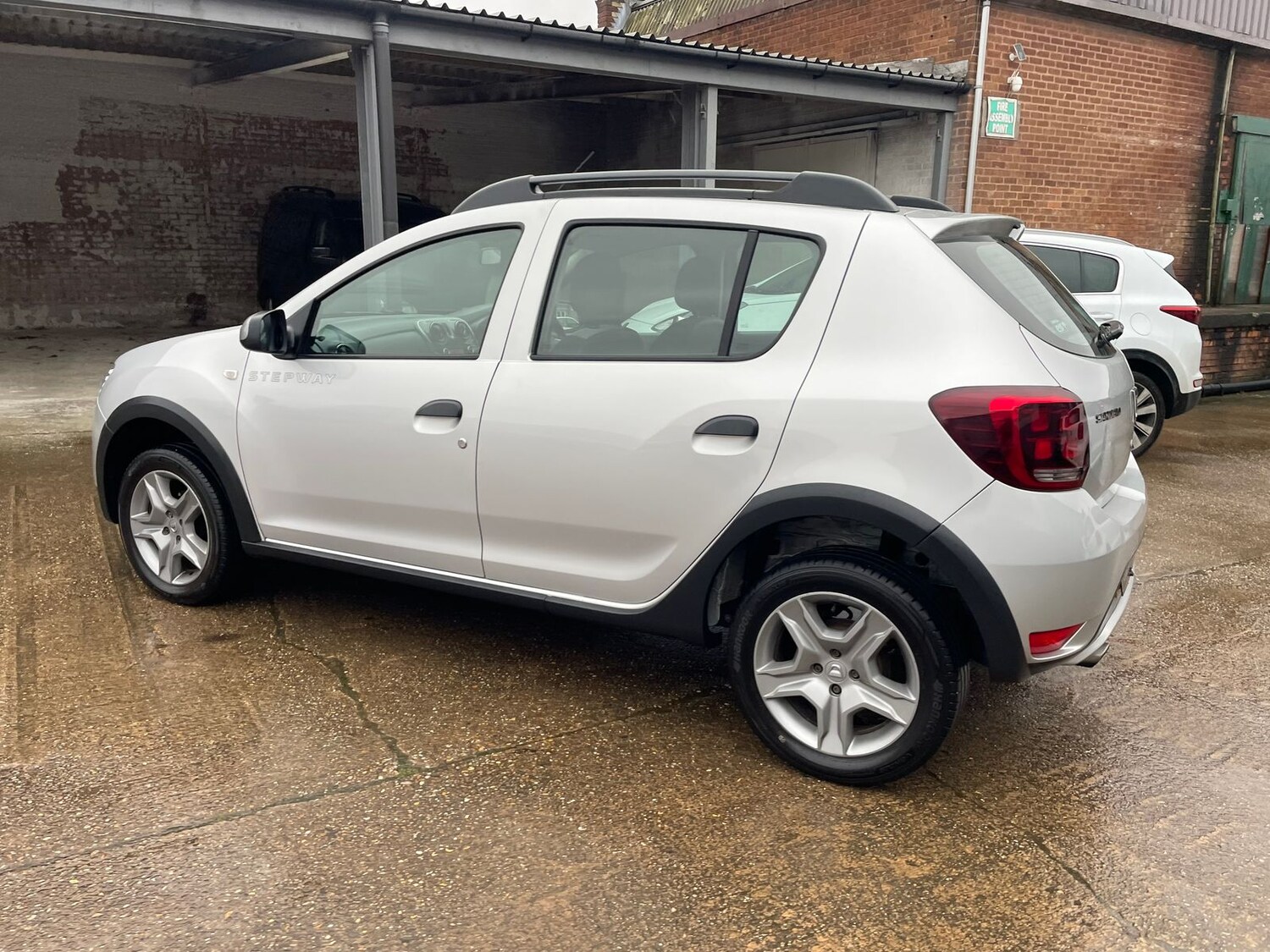 Used Dacia Sandero Stepway 2017 for sale - 77539968: Photo 49