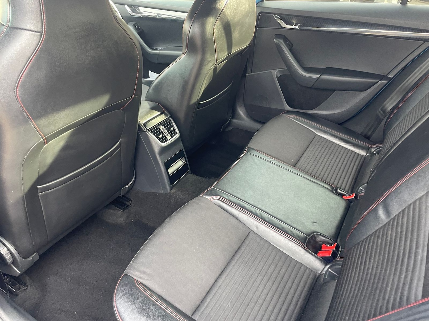 Used Skoda Octavia 2015 for sale - 76842237: Photo 18