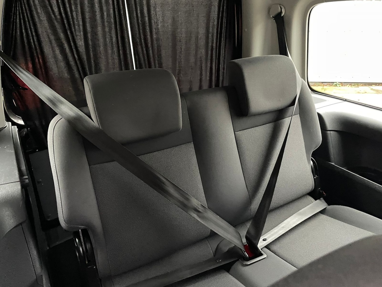 Used Volkswagen Caddy Maxi Life 2015 for sale - 76514677: Photo 12