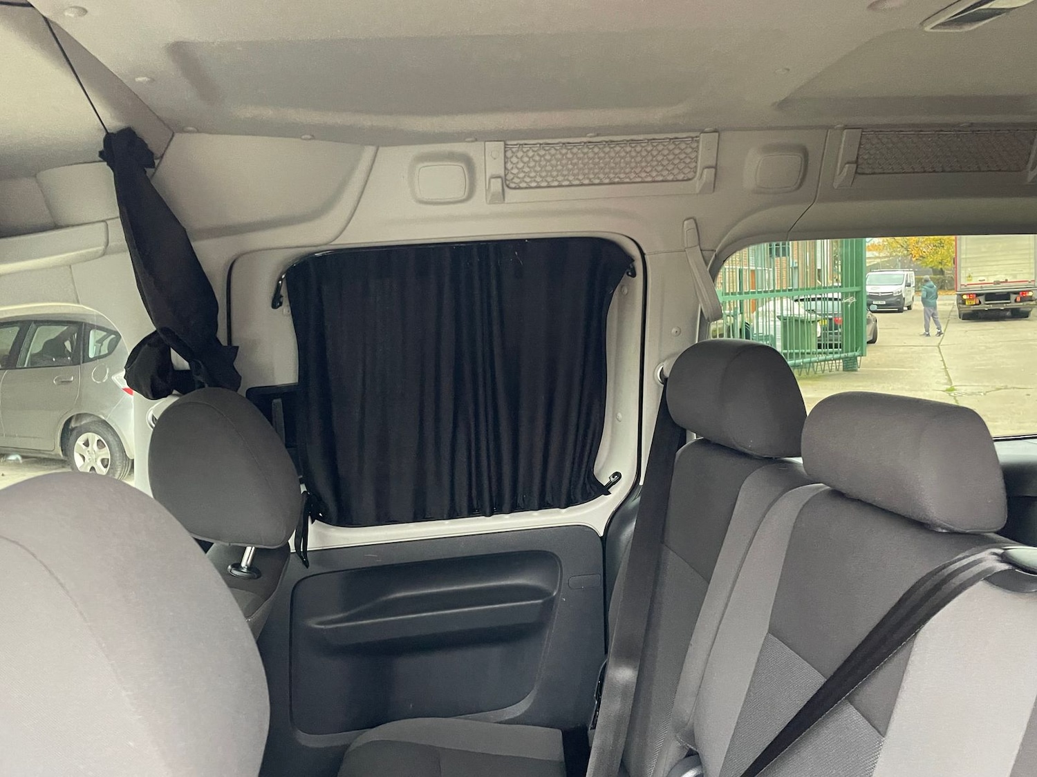 Used Volkswagen Caddy Maxi Life 2015 for sale - 76514677: Photo 15