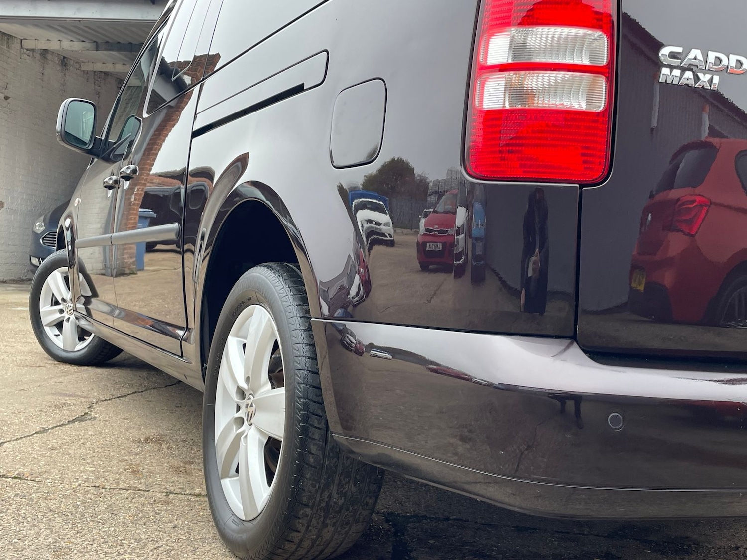 Used Volkswagen Caddy Maxi Life 2015 for sale - 76514677: Photo 22