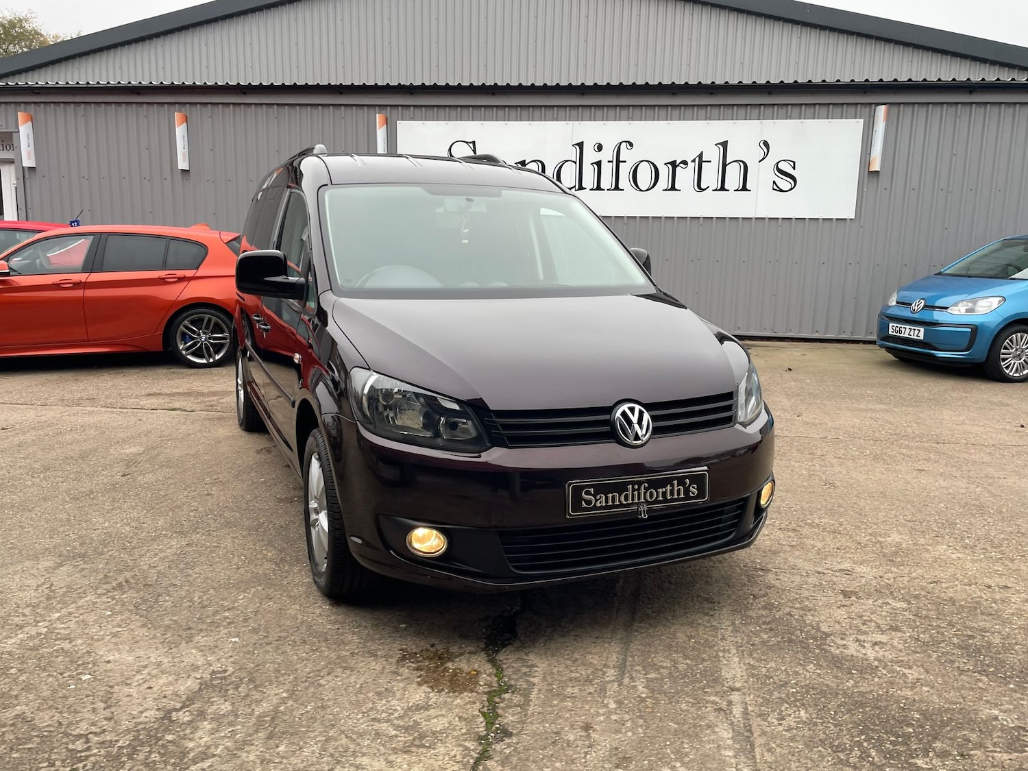 Used Volkswagen Caddy Maxi Life 2015 for sale - 76514677: Photo 35