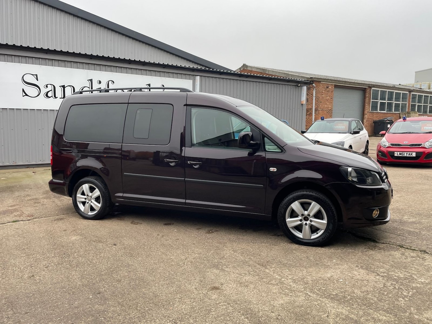 Used Volkswagen Caddy Maxi Life 2015 for sale - 76514677: Photo 41