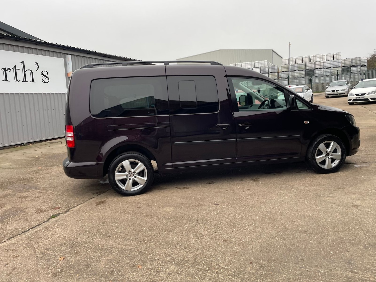 Used Volkswagen Caddy Maxi Life 2015 for sale - 76514677: Photo 46