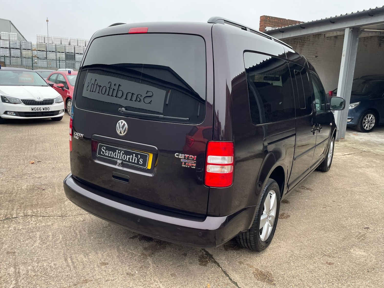 Used Volkswagen Caddy Maxi Life 2015 for sale - 76514677: Photo 53