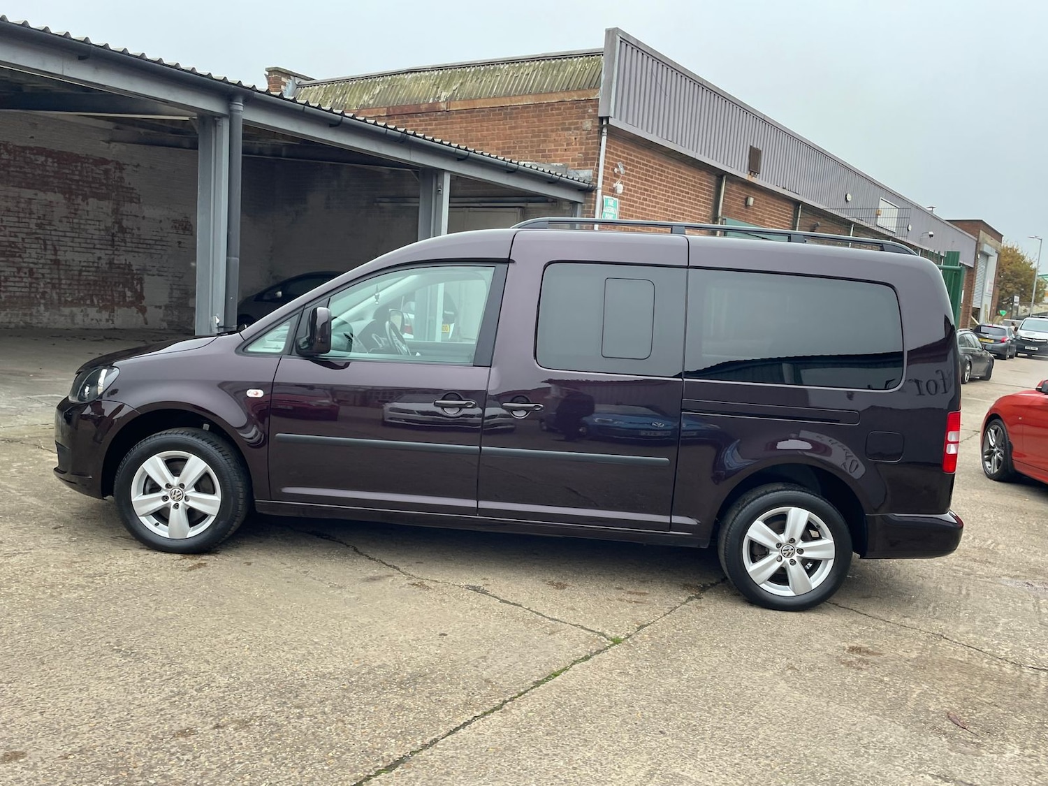 Used Volkswagen Caddy Maxi Life 2015 for sale - 76514677: Photo 66