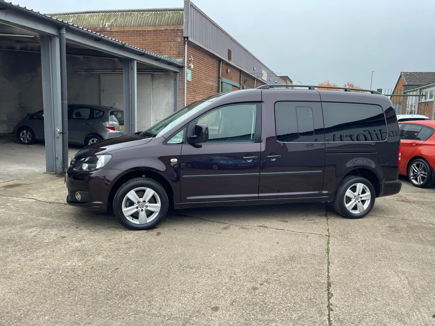 Used Volkswagen Caddy Maxi Life 2015 for sale - 76514677: Photo 69