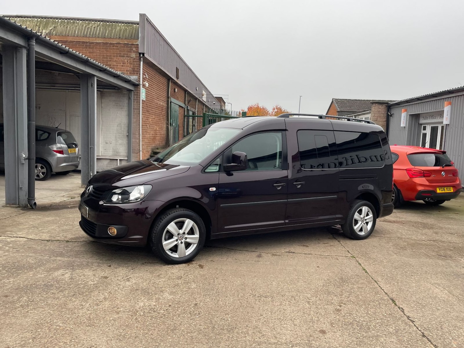 Used Volkswagen Caddy Maxi Life 2015 for sale - 76514677: Photo 71