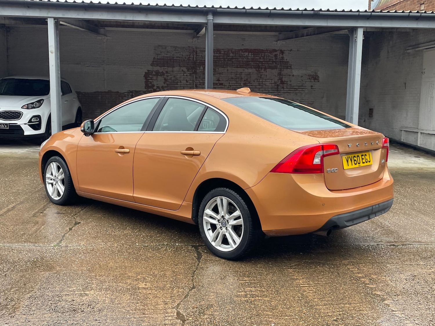 Used Volvo S60 2010 for sale - 77634734: Photo 28