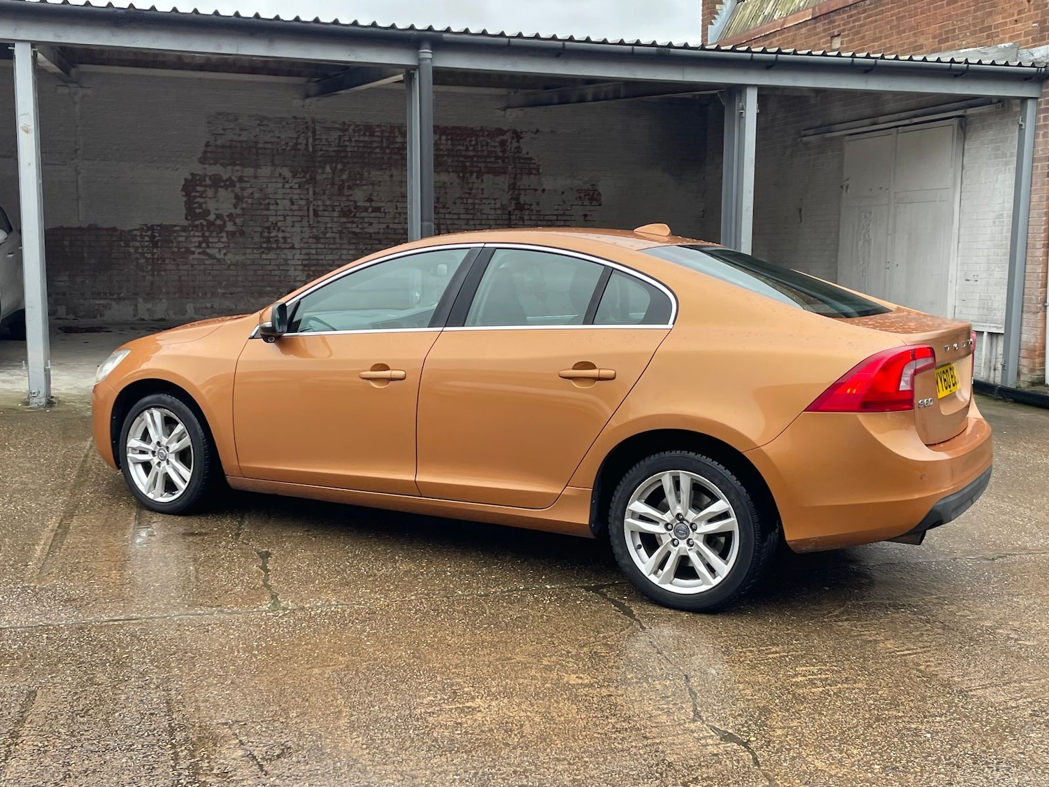 Used Volvo S60 2010 for sale - 77634734: Photo 30
