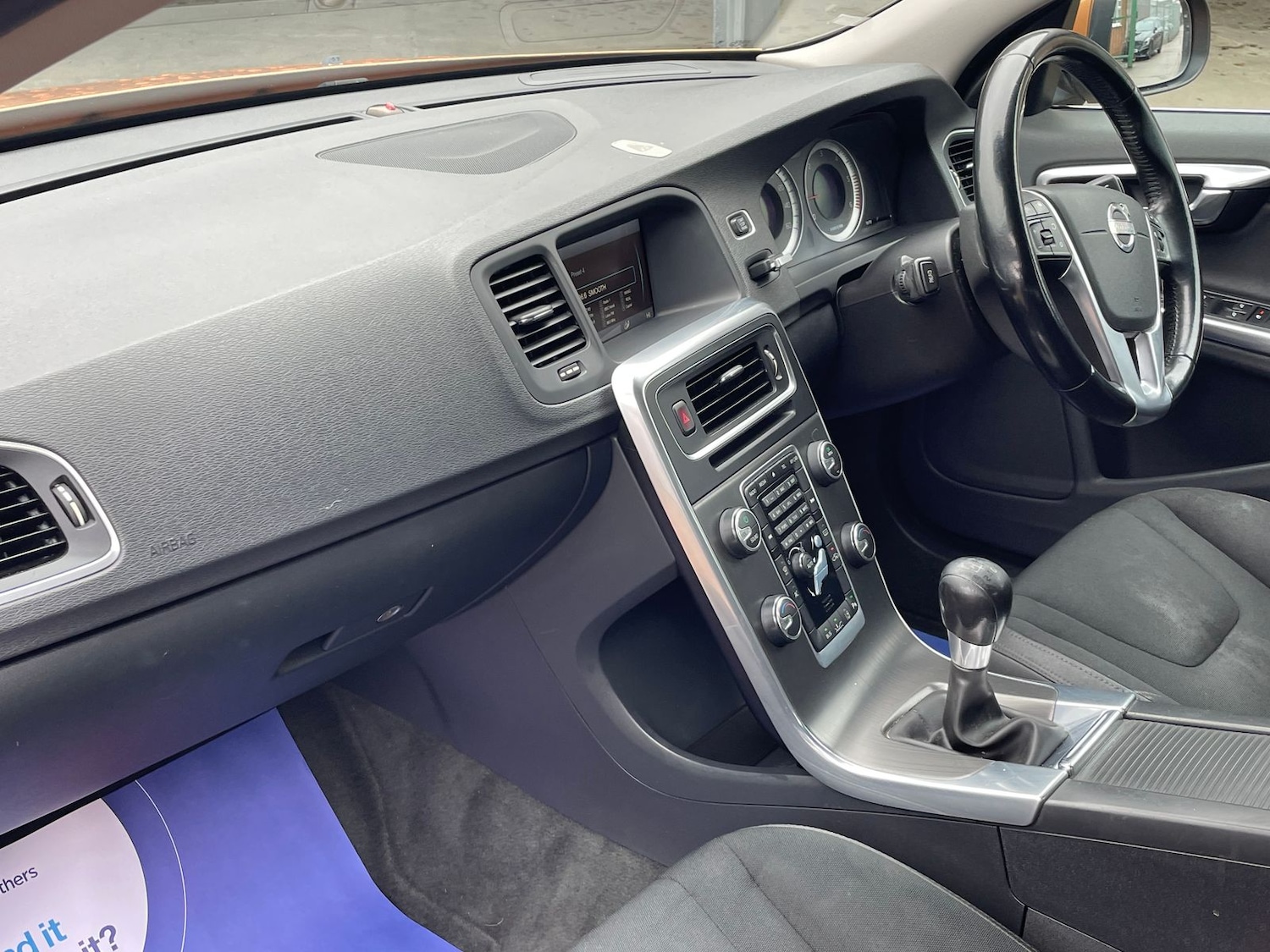 Used Volvo S60 2010 for sale - 77634734: Photo 47