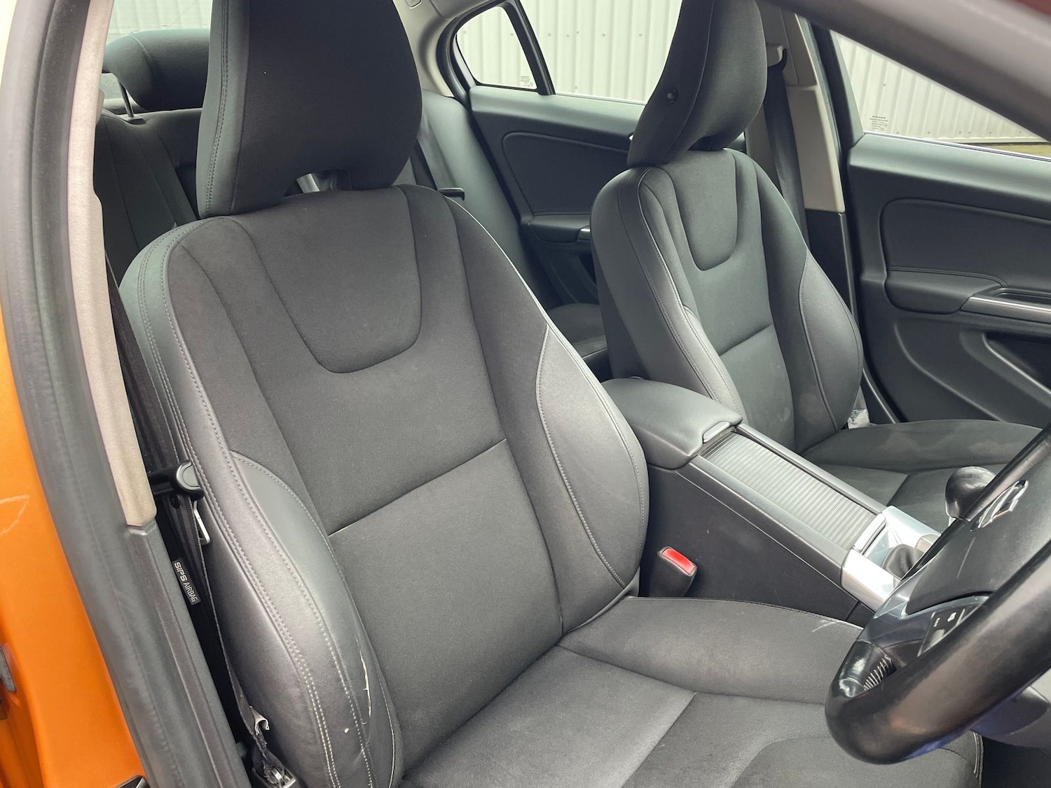 Used Volvo S60 2010 for sale - 77634734: Photo 6