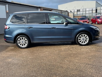 Used Ford Galaxy 2019 for sale - 76310072: Photo