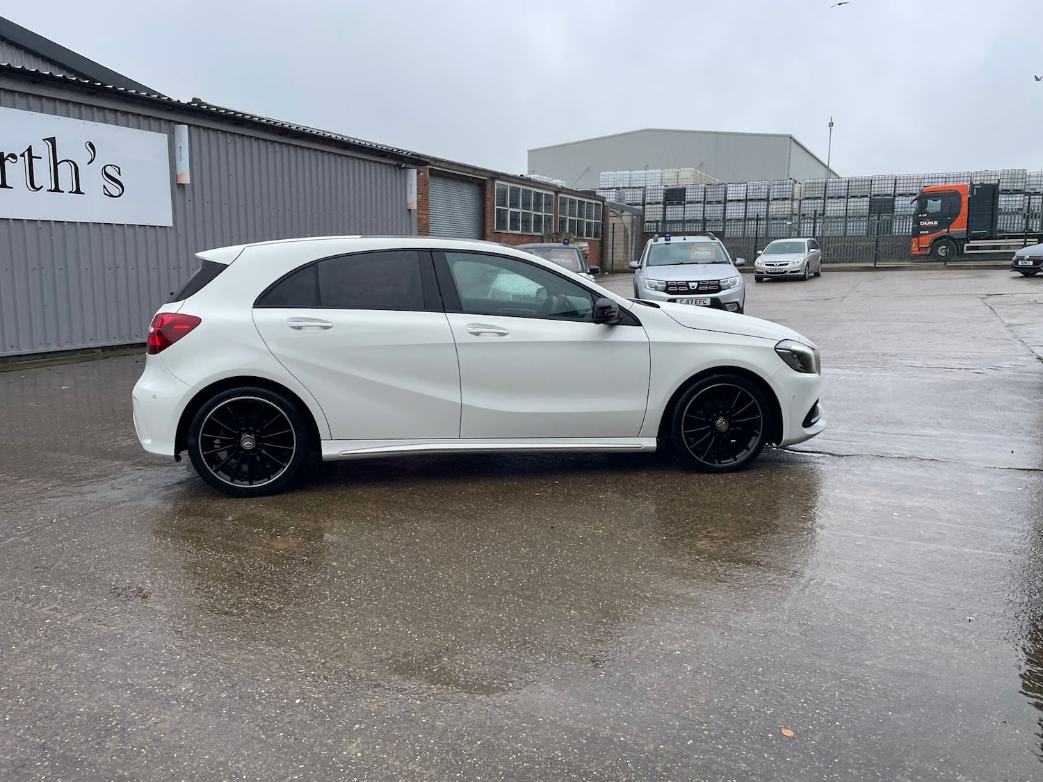 Used Mercedes-Benz A-Class 2015 for sale - 77771403: Photo 48