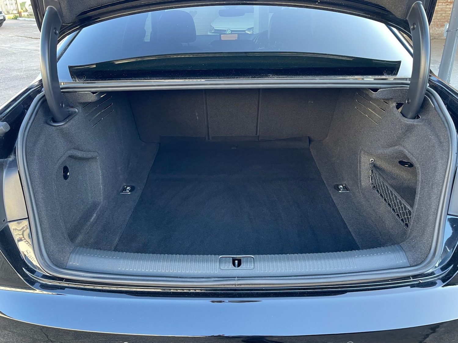 Used Audi A4 2017 for sale - 76842236: Photo 15