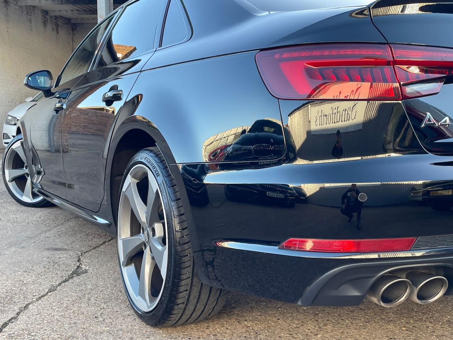 Used Audi A4 2017 for sale - 76842236: Photo 22