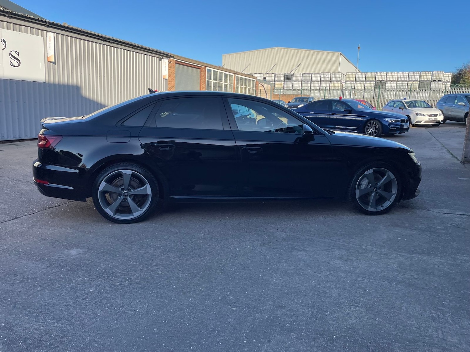 Used Audi A4 2017 for sale - 76842236: Photo 42