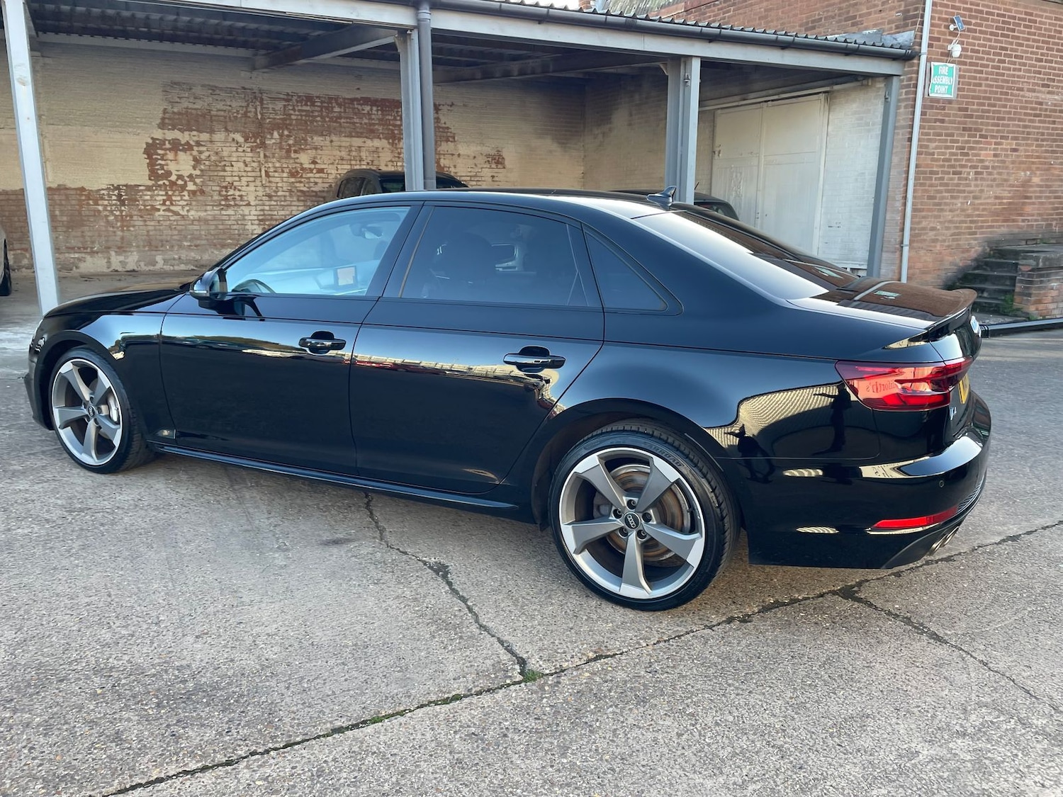 Used Audi A4 2017 for sale - 76842236: Photo 57