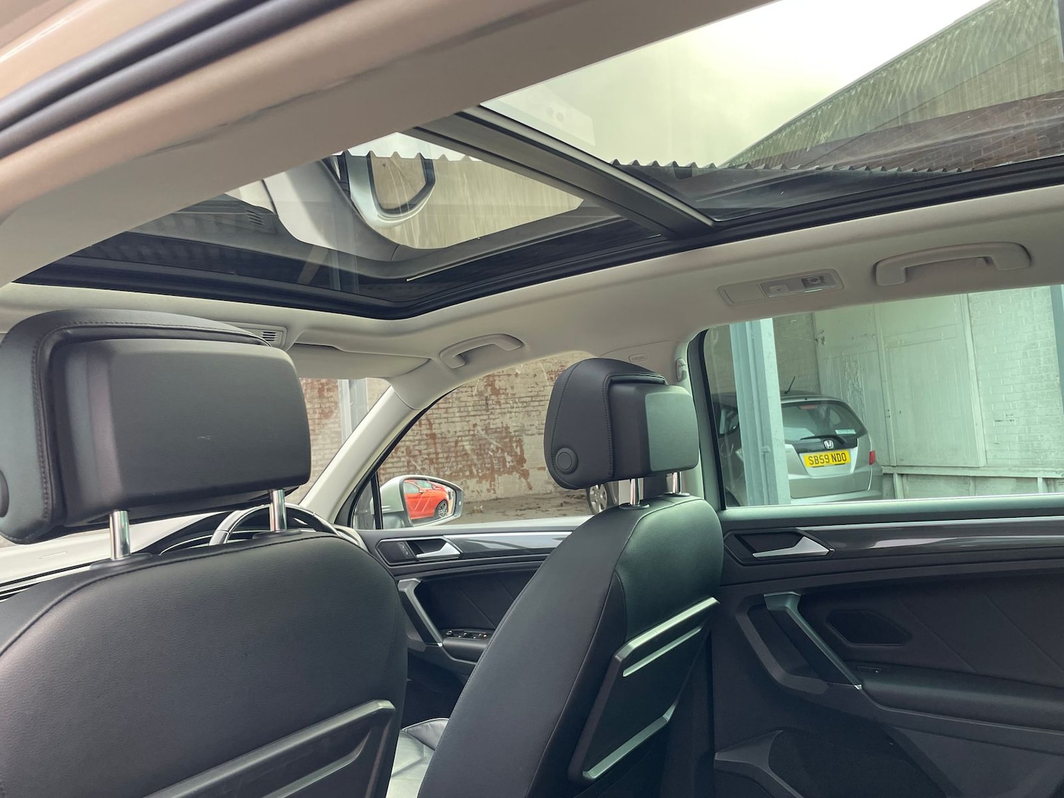 Used Volkswagen Tiguan 2017 for sale - 76514690: Photo 30