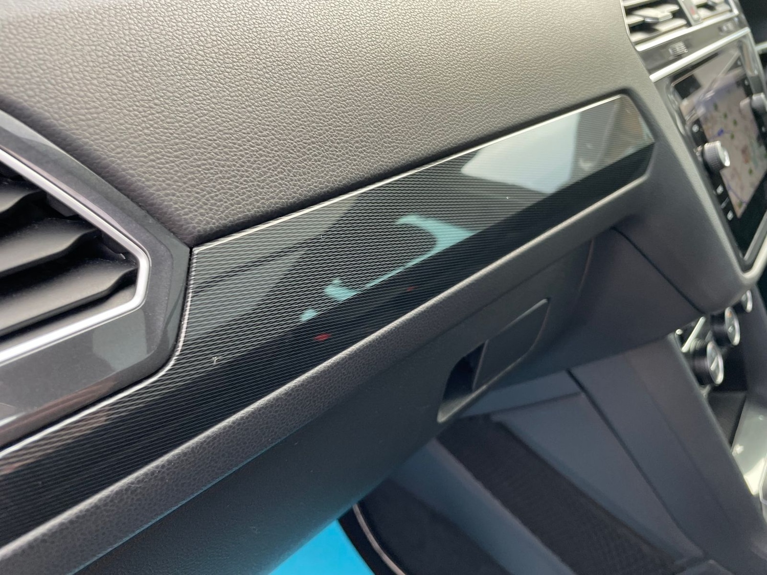 Used Volkswagen Tiguan 2017 for sale - 76514690: Photo 32