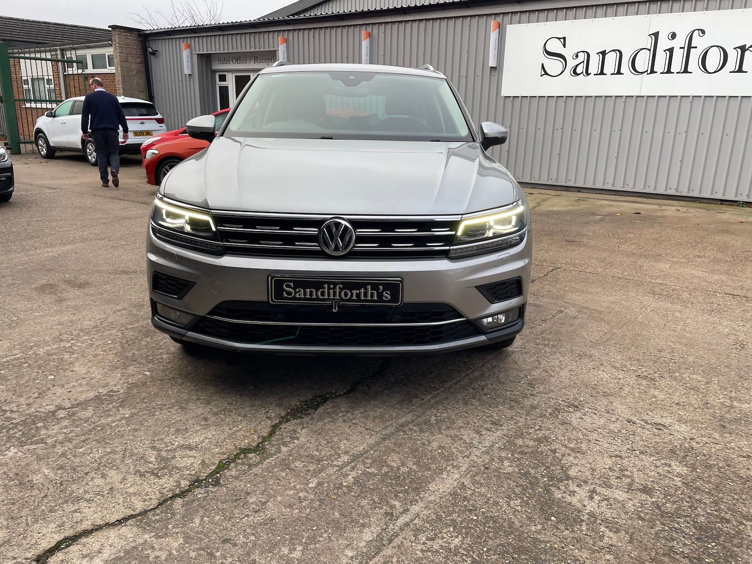 Used Volkswagen Tiguan 2017 for sale - 76514690: Photo 34