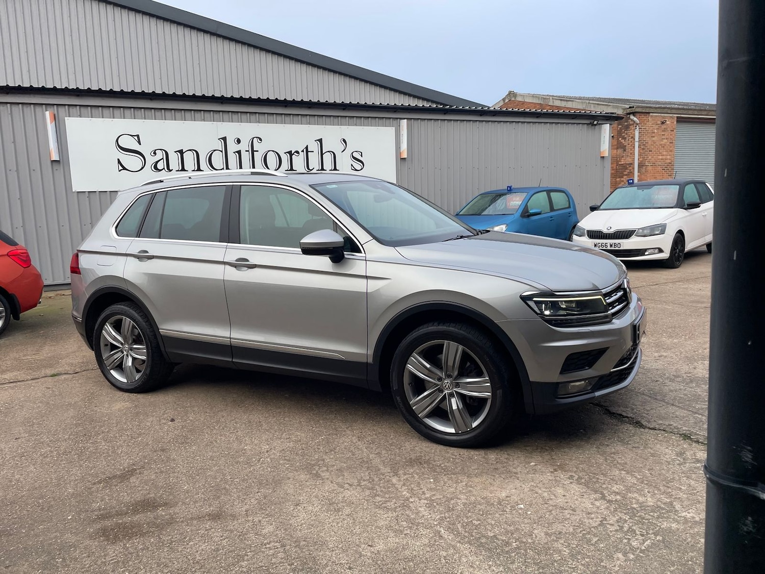 Used Volkswagen Tiguan 2017 for sale - 76514690: Photo 40