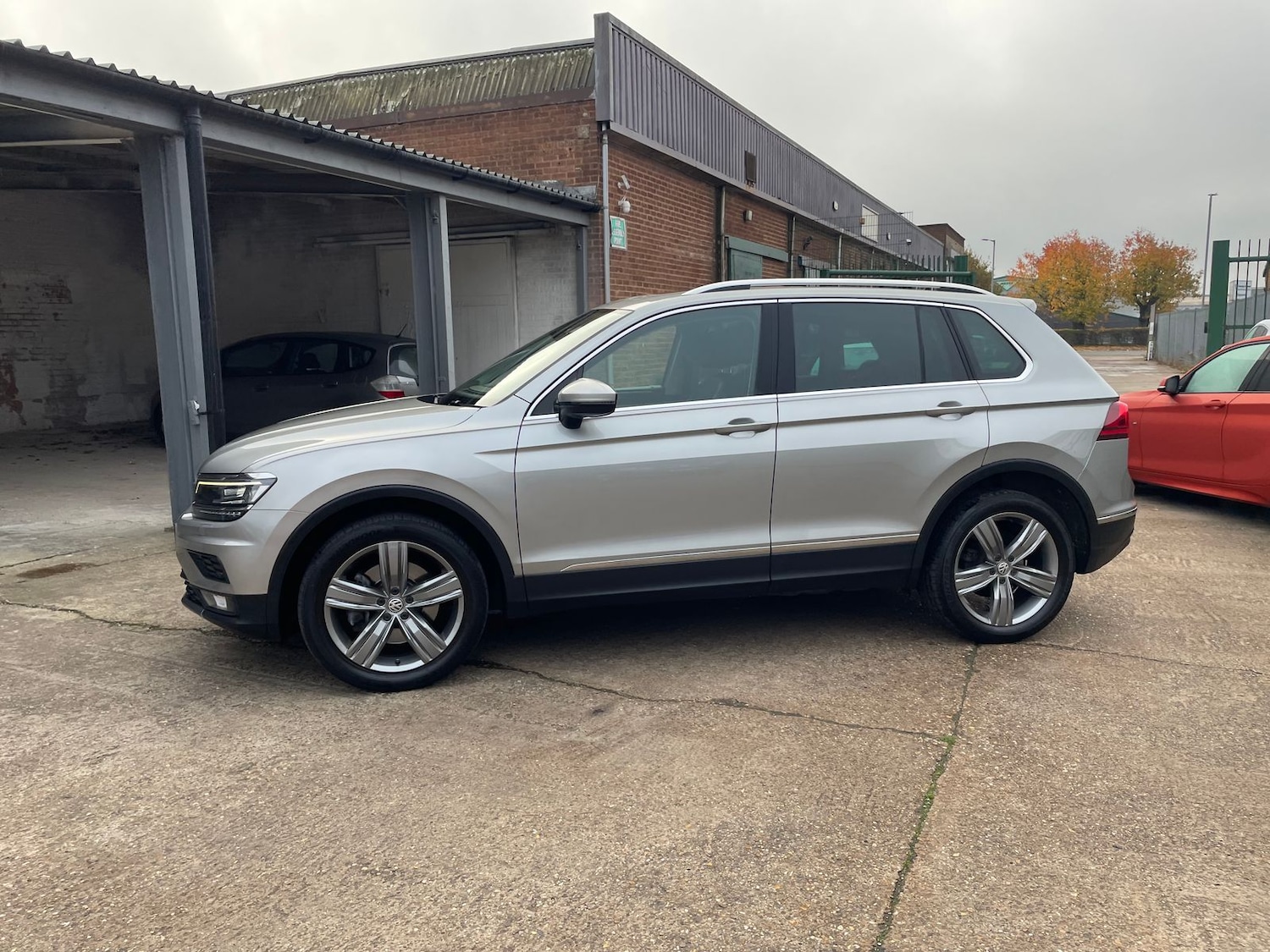 Used Volkswagen Tiguan 2017 for sale - 76514690: Photo 68