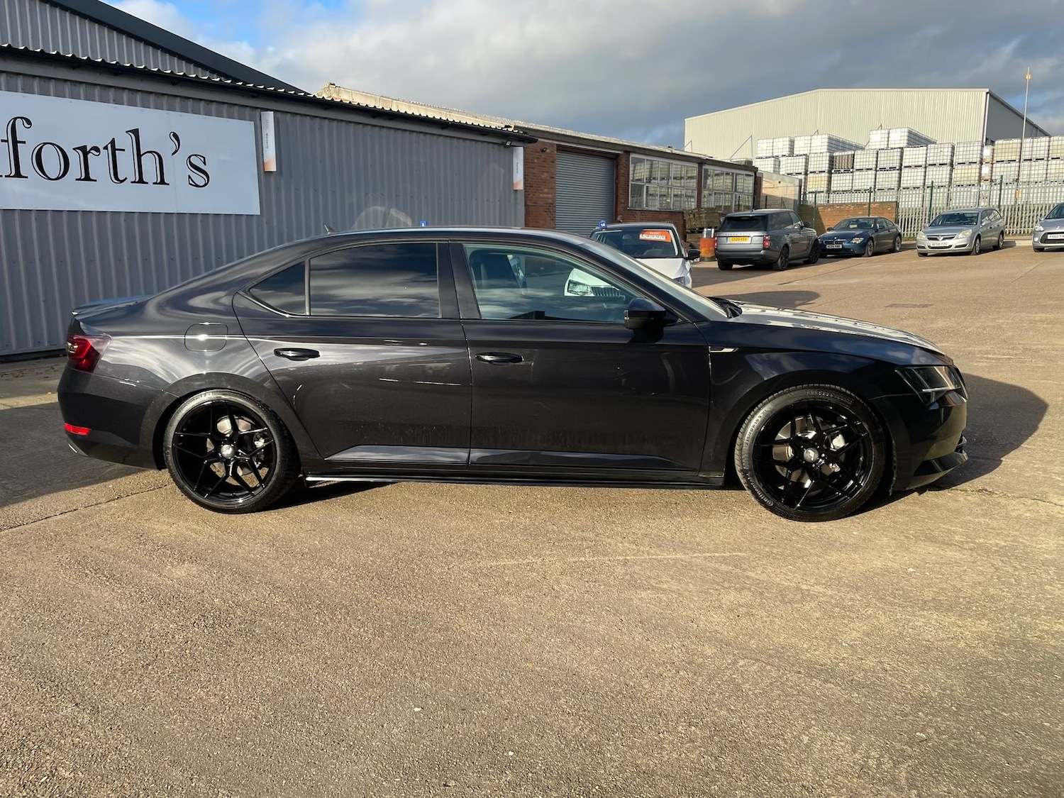 Used Skoda Superb 2017 for sale - 76915226: Photo 42