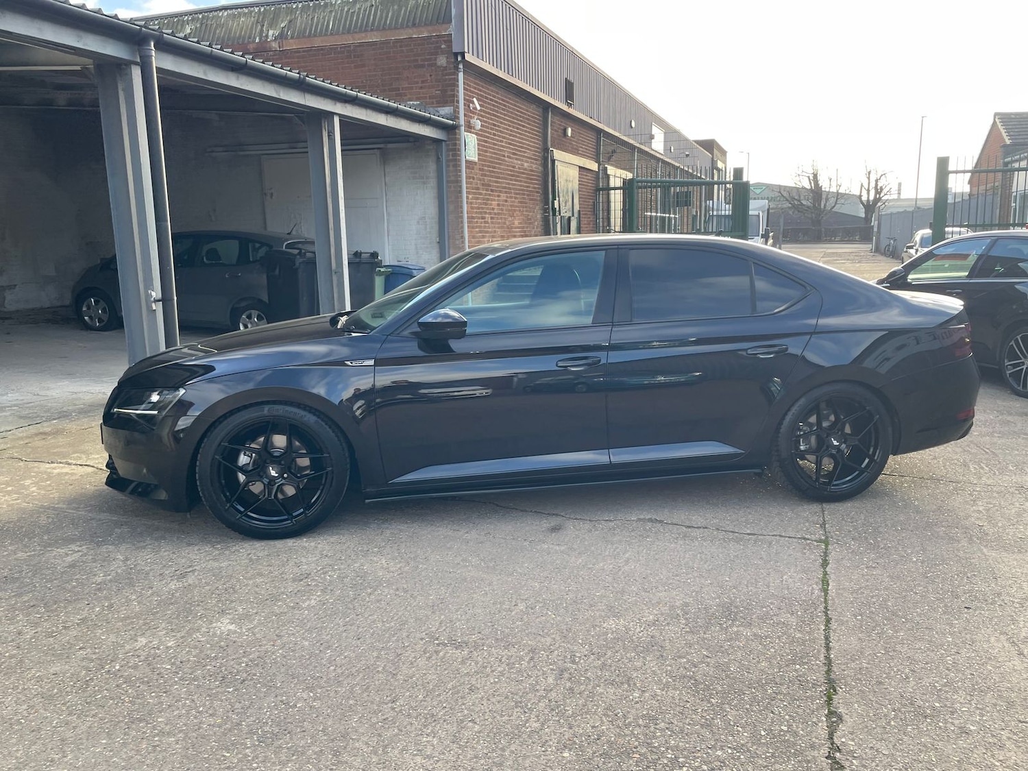 Used Skoda Superb 2017 for sale - 76915226: Photo 64