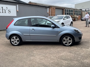 Used Ford Fiesta 2007 for sale - 76216997: Photo