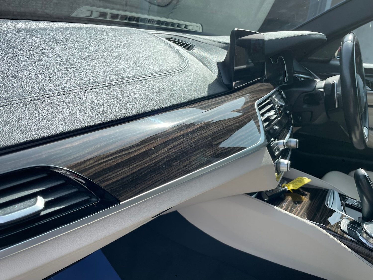 Used BMW 5 Series 2017 for sale - 76514687: Photo 32