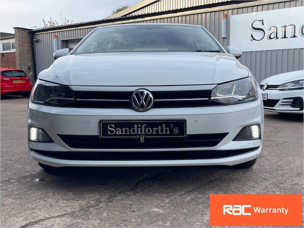 Used Volkswagen Polo 2018 for sale - 76241540: Photo 2