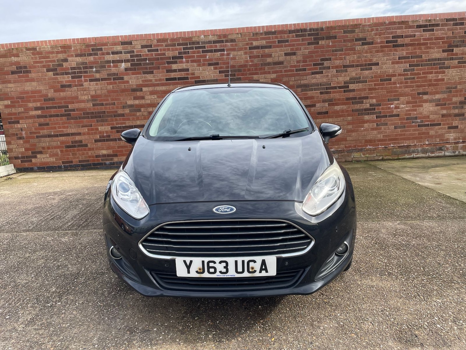 Used Ford Fiesta 2013 for sale - 77634720: Photo 2