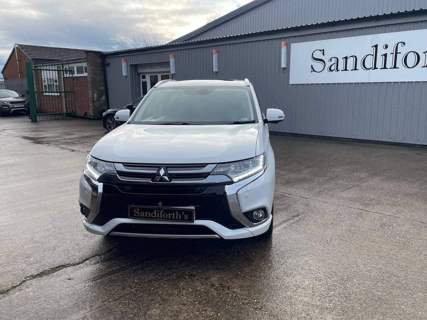 Used Mitsubishi Outlander 2017 for sale - 78149994: Photo 83