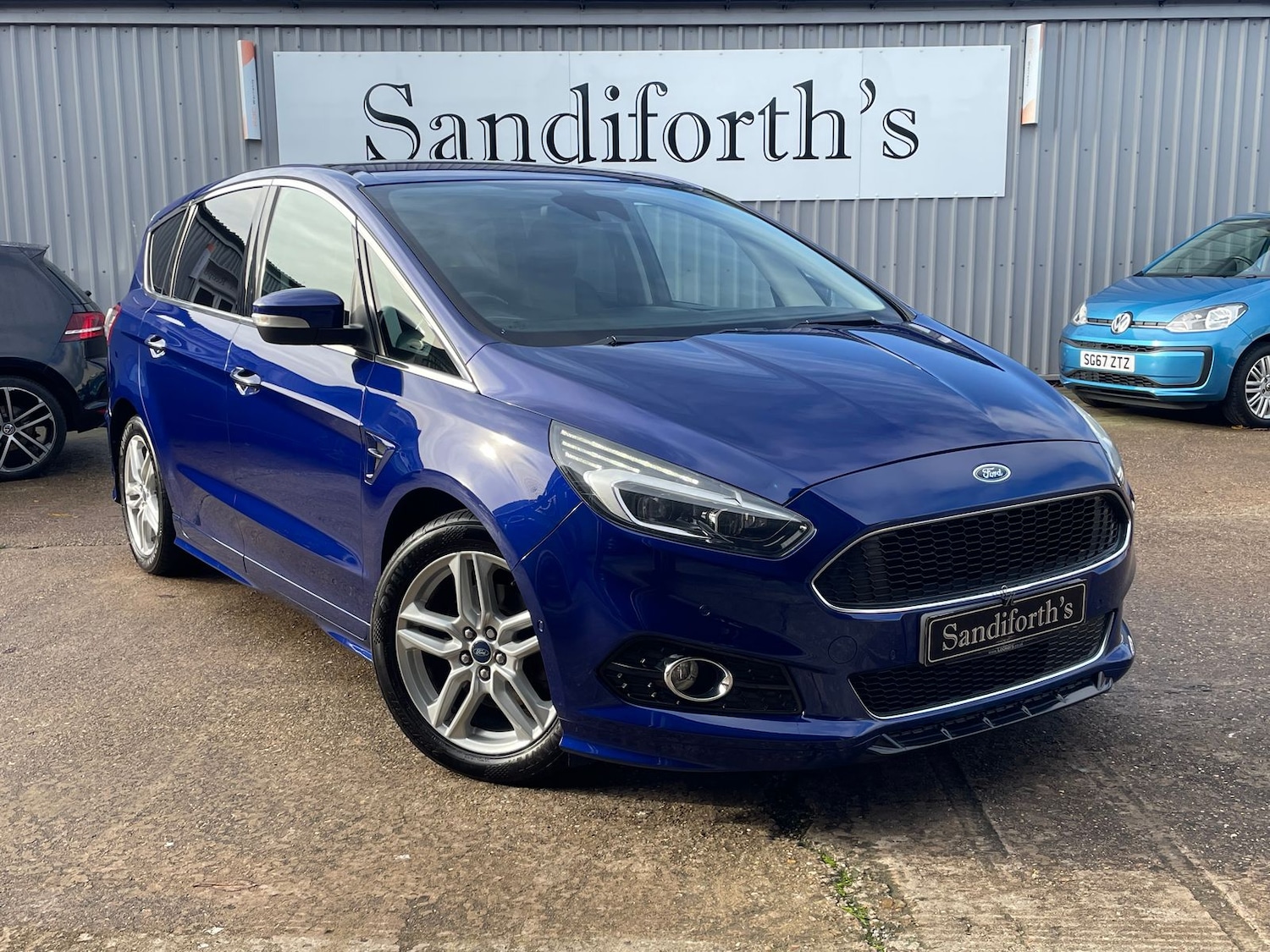 Used Ford S-Max 2017 for sale - 76574951: Photo 1