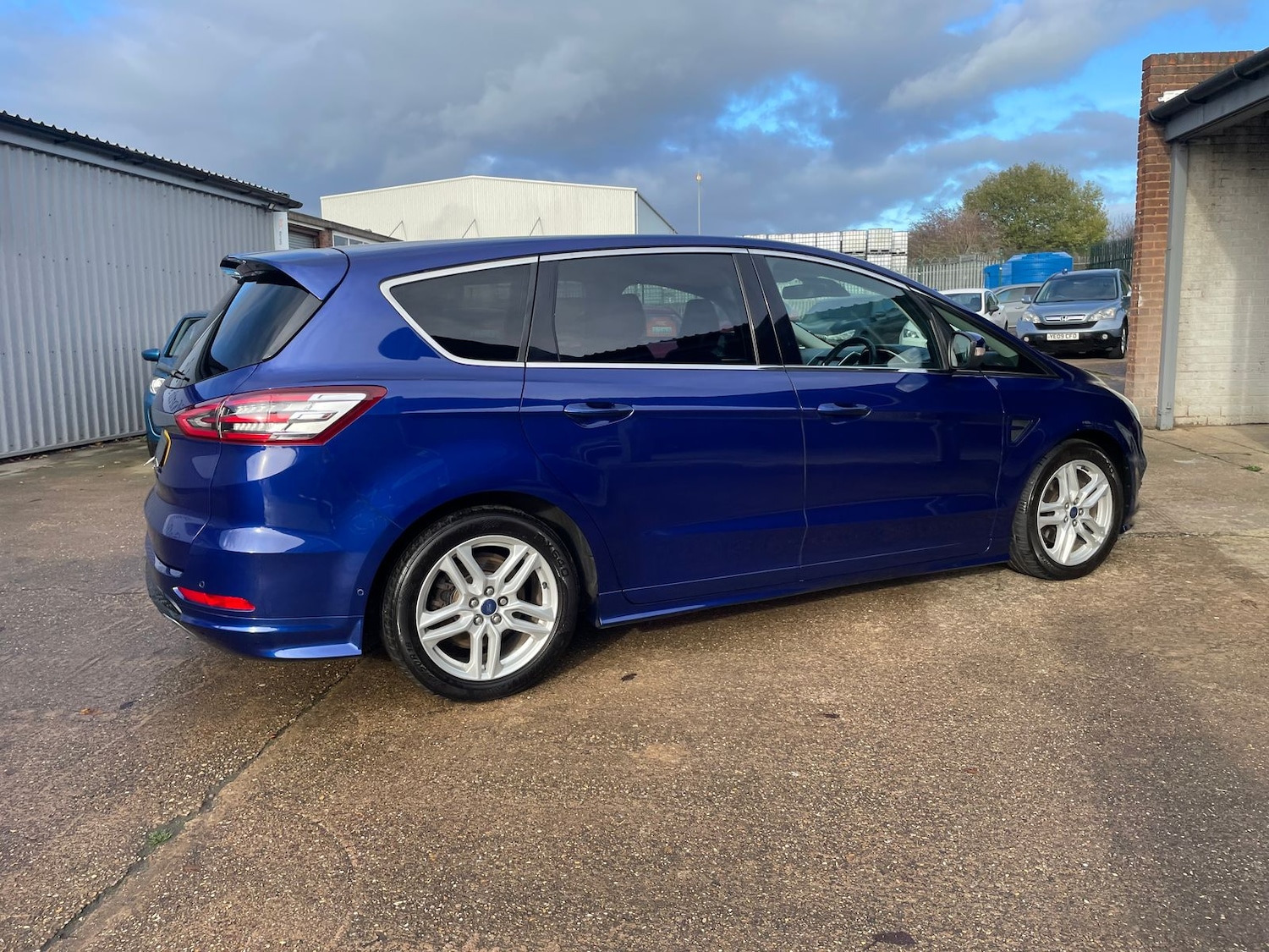Used Ford S-Max 2017 for sale - 76574951: Photo 52
