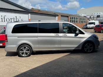 Used Mercedes-Benz V-Class 2016 for sale - 75201449: Photo