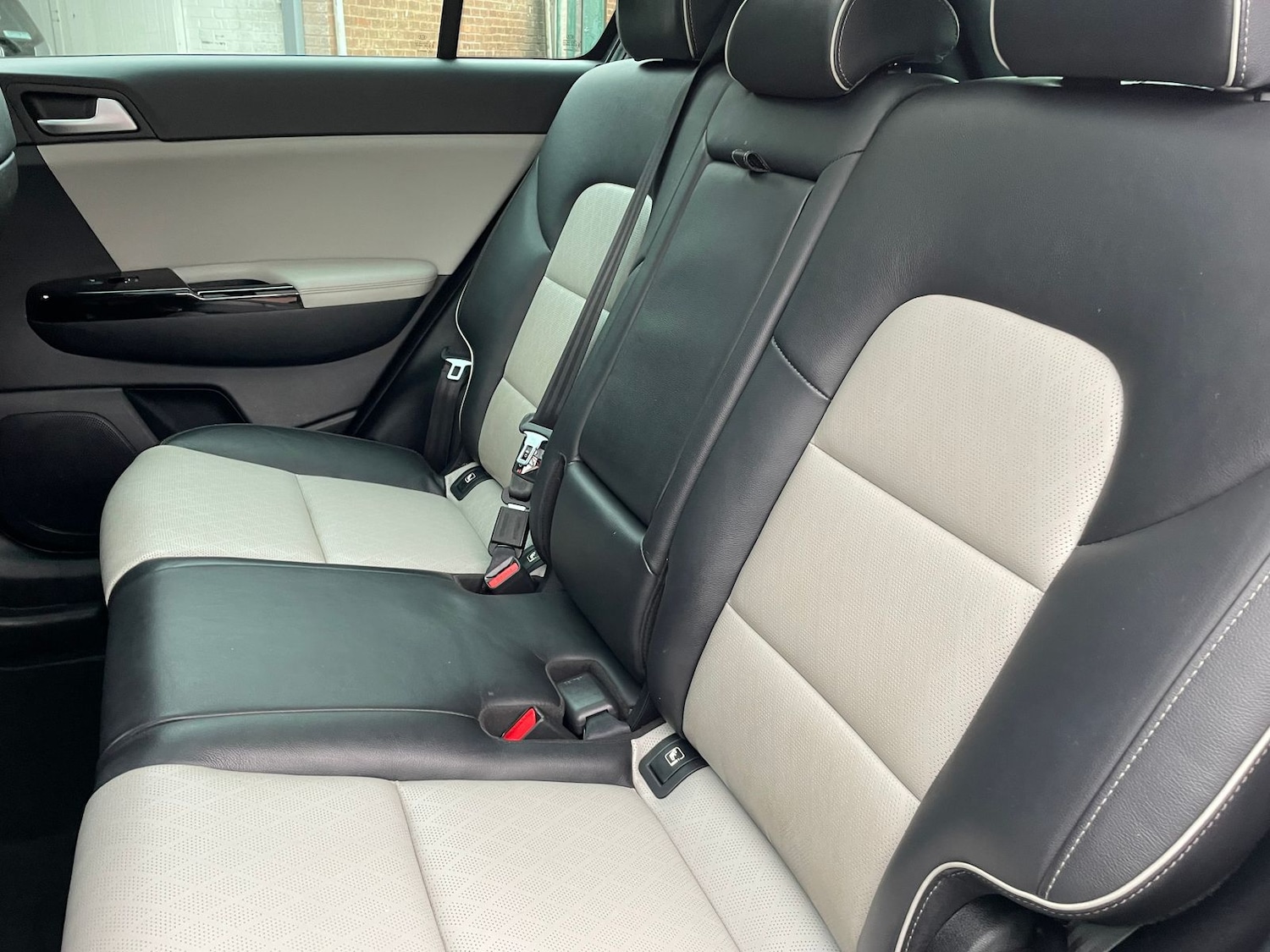 Used Kia Sportage 2017 for sale - 76310075: Photo 11